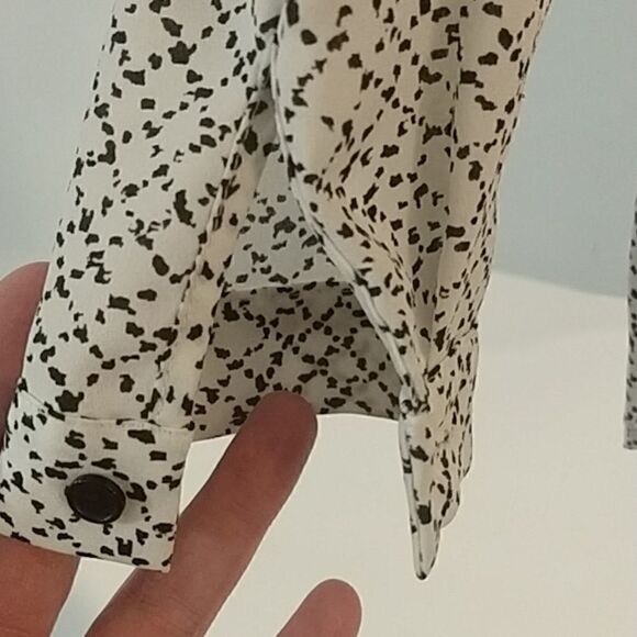 Pleione long sleeved top black & white lace - Picture 3 of 7